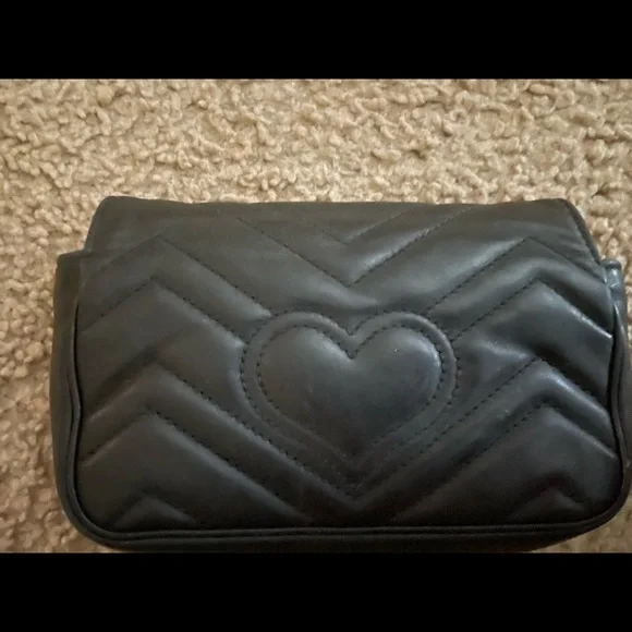 Vintage Gucci Purse - Picture 6 of 12